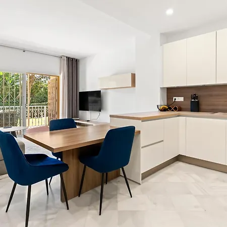 First Sea Line Puerto Banus 2 Bedrooms In A Private Residential Complex Apartment *
