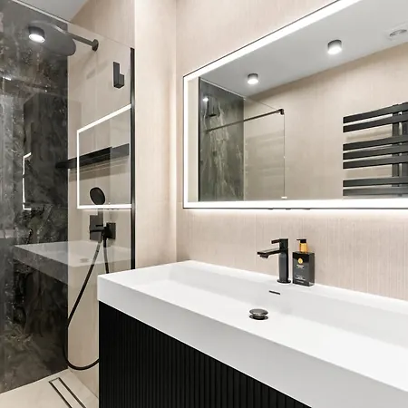 First Sea Line Puerto Banus 2 Bedrooms In A Private Residential Complex