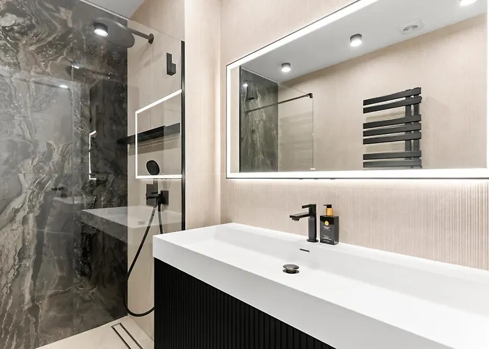 First Sea Line Puerto Banus 2 Bedrooms In A Private Residential Complex