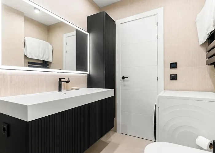 First Sea Line Puerto Banus 2 Bedrooms In A Private Residential Complex