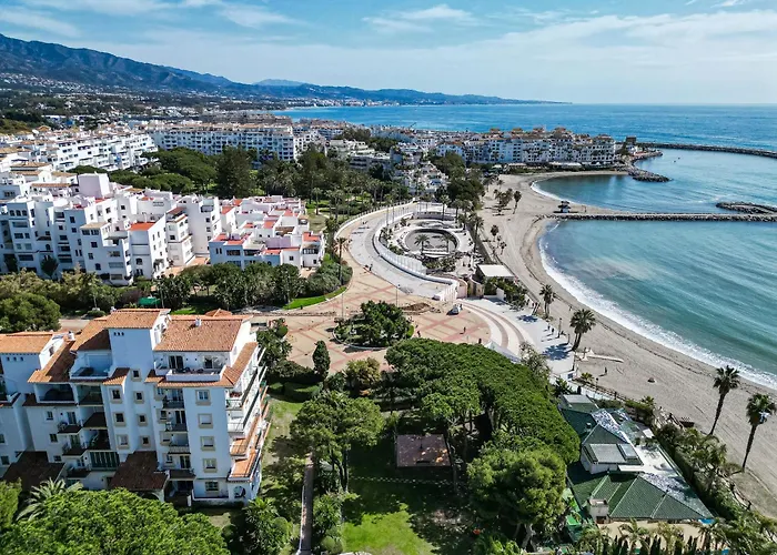 First Sea Line Puerto Banus 2 Bedrooms In A Private Residential Complex *
