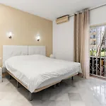 Lägenhet First Sea Line Puerto Banus 2 Bedrooms In A Private Residential Complex