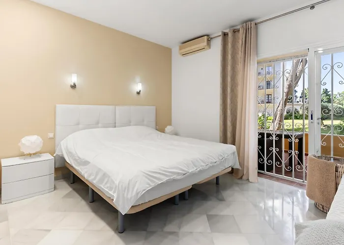 Apartmán First Sea Line Puerto Banus 2 Bedrooms In A Private Residential Complex